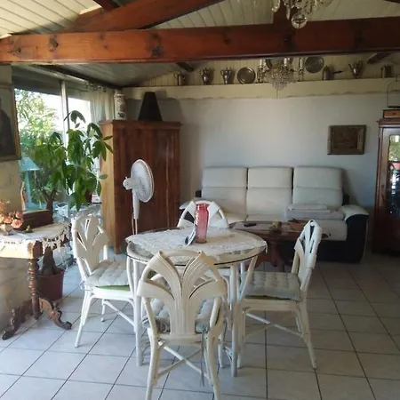 House With Sea View Apartman Fréjus